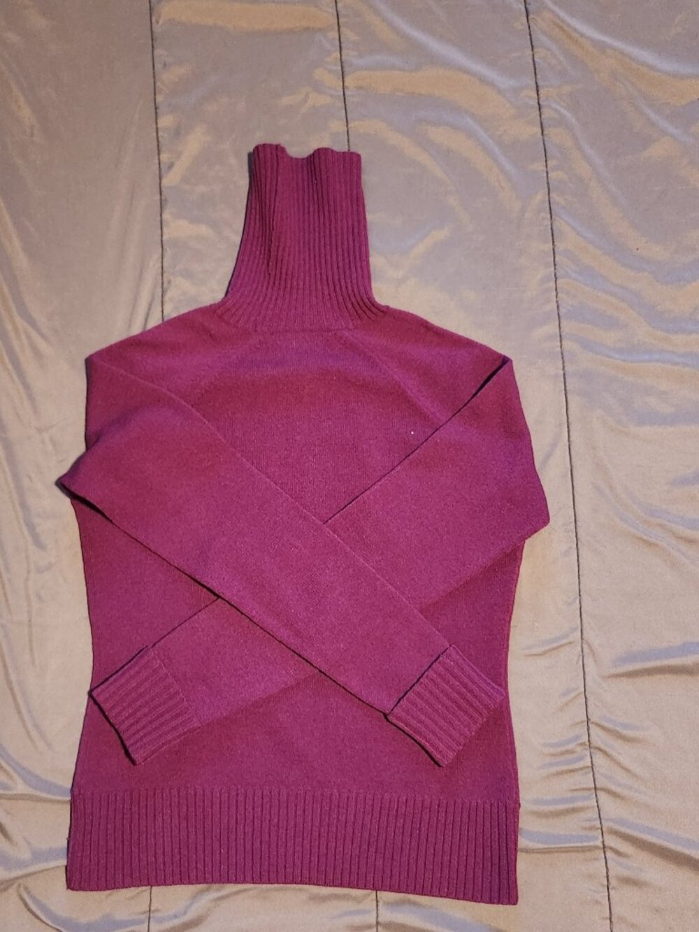 Ladies small, Banana Republic Merino Turtleneck